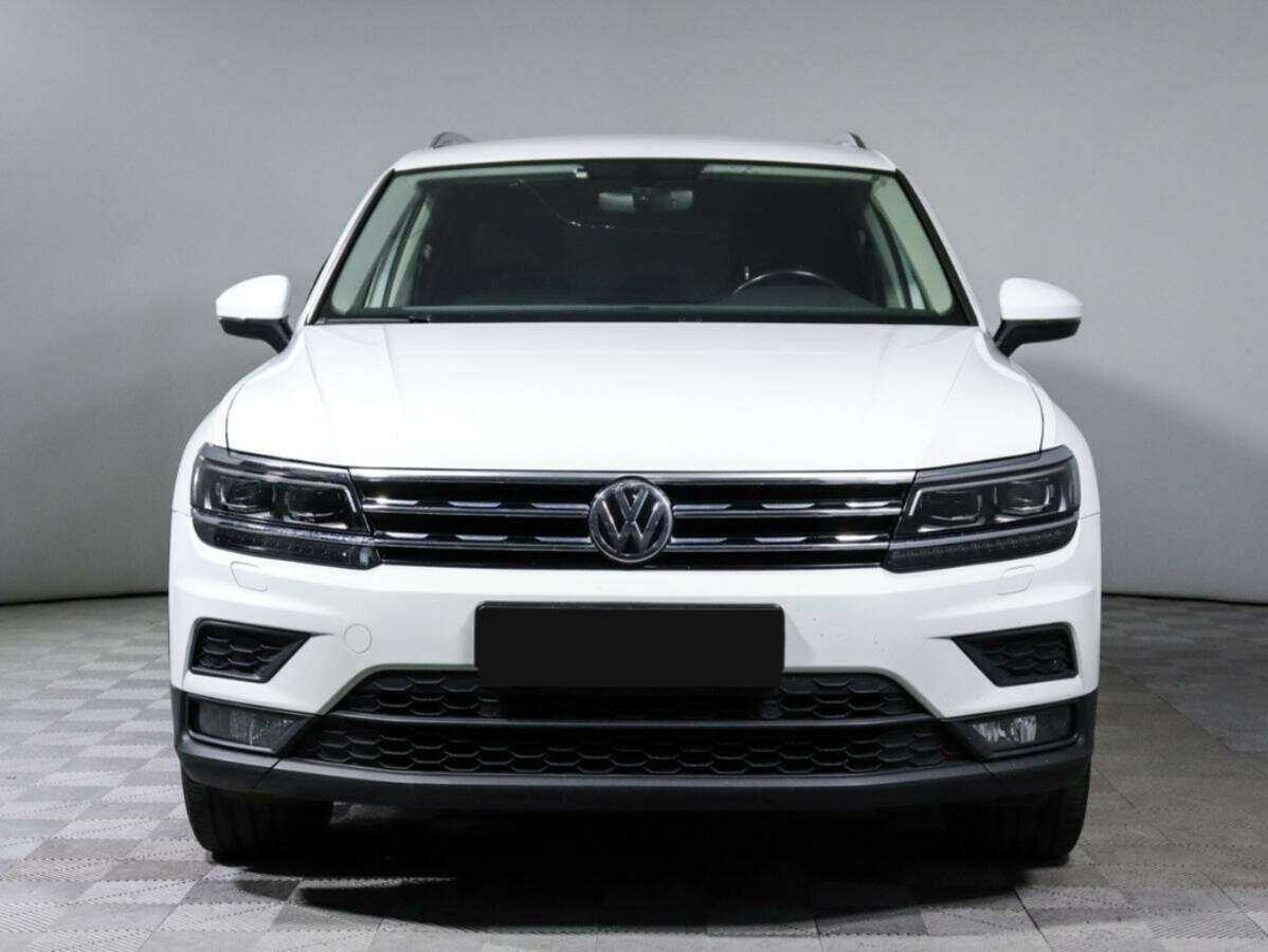 Volkswagen Tiguan б/у, 2017, Роботизированная. Фото: #1