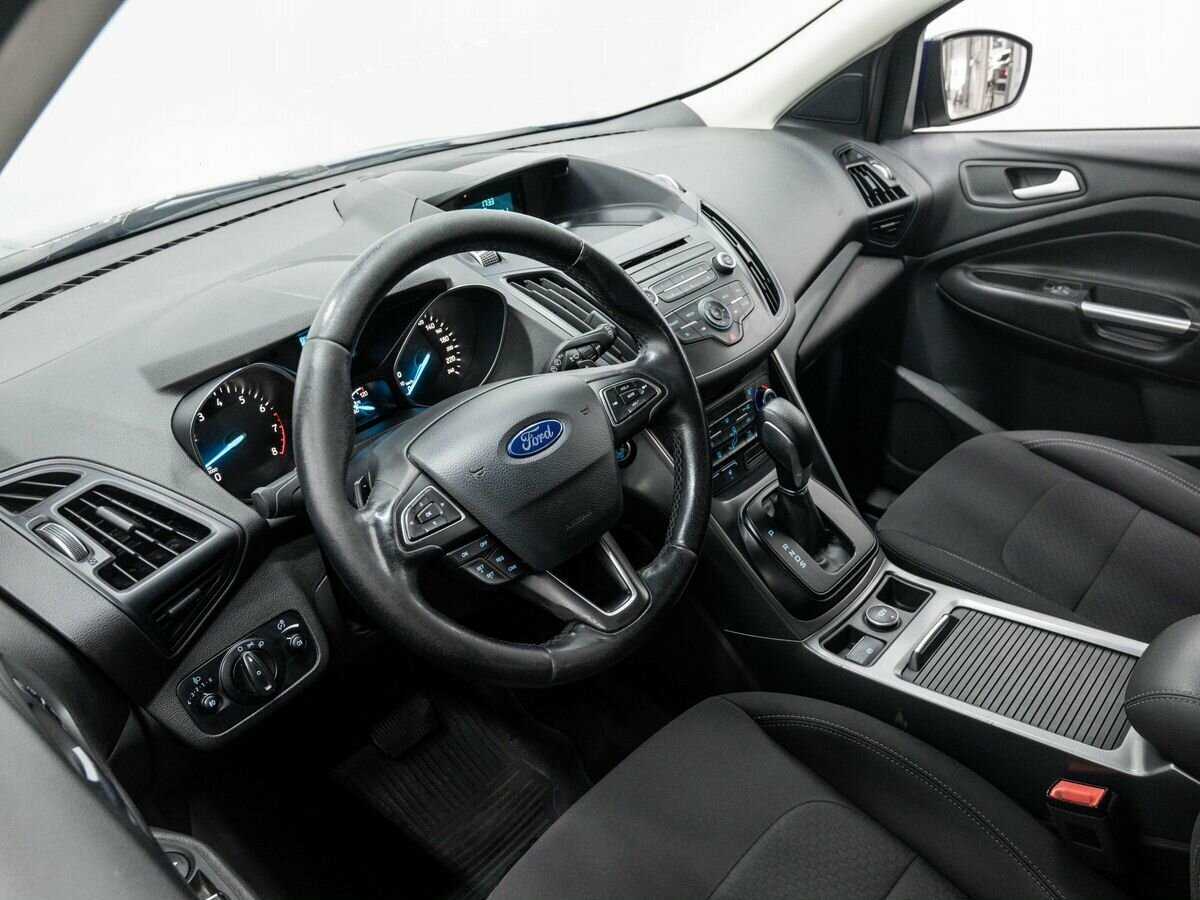 Ford Kuga б/у, 2017, Автоматическая. Фото: #13
