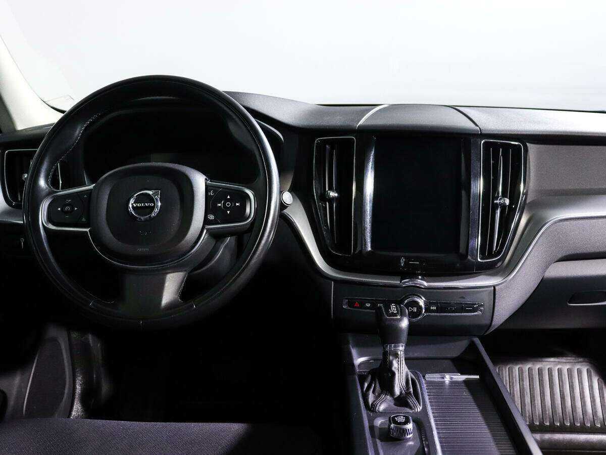 Volvo XC60 б/у, 2018, Автоматическая. Фото: #11