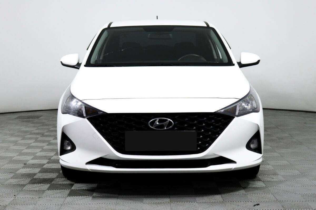 Hyundai Solaris б/у, 2021, Автоматическая. Фото: #1
