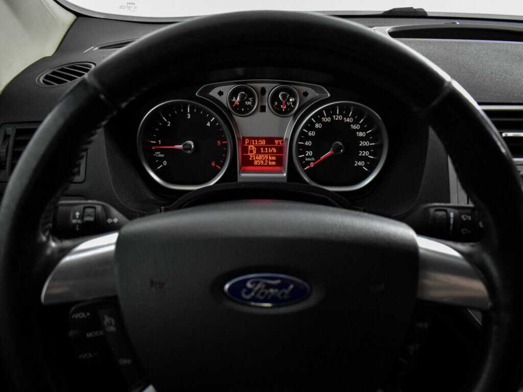 Ford Kuga б/у, 2012, Роботизированная. Фото: #15