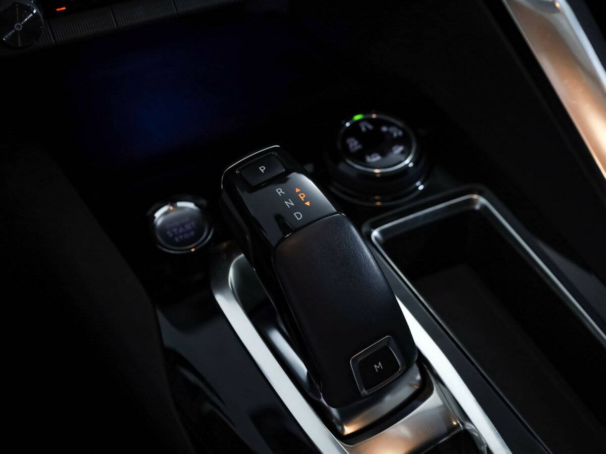 Peugeot 3008 б/у, 2020, Автоматическая. Фото: #17