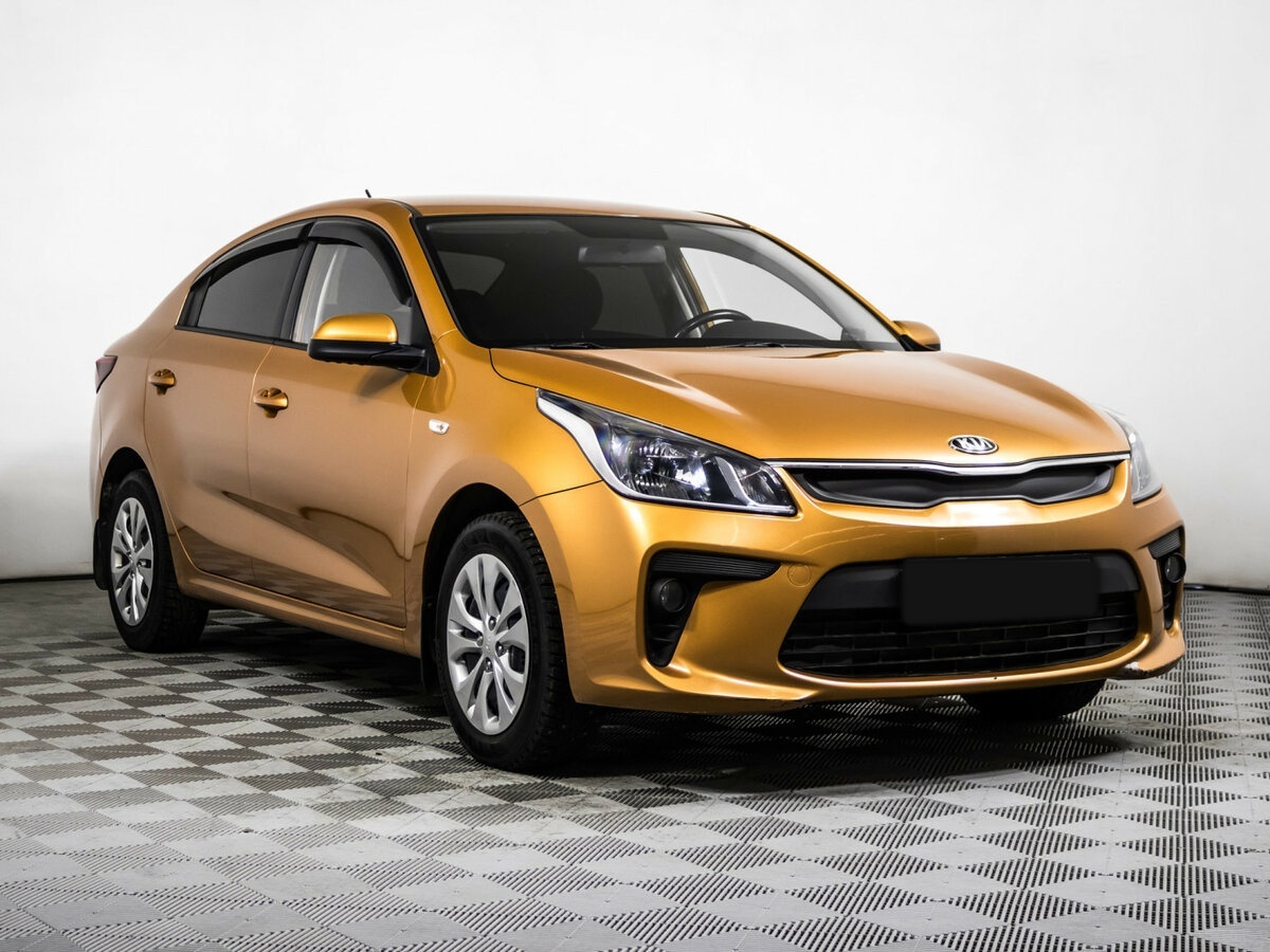 Kia Rio б/у, 2017, Автоматическая. Фото: #2