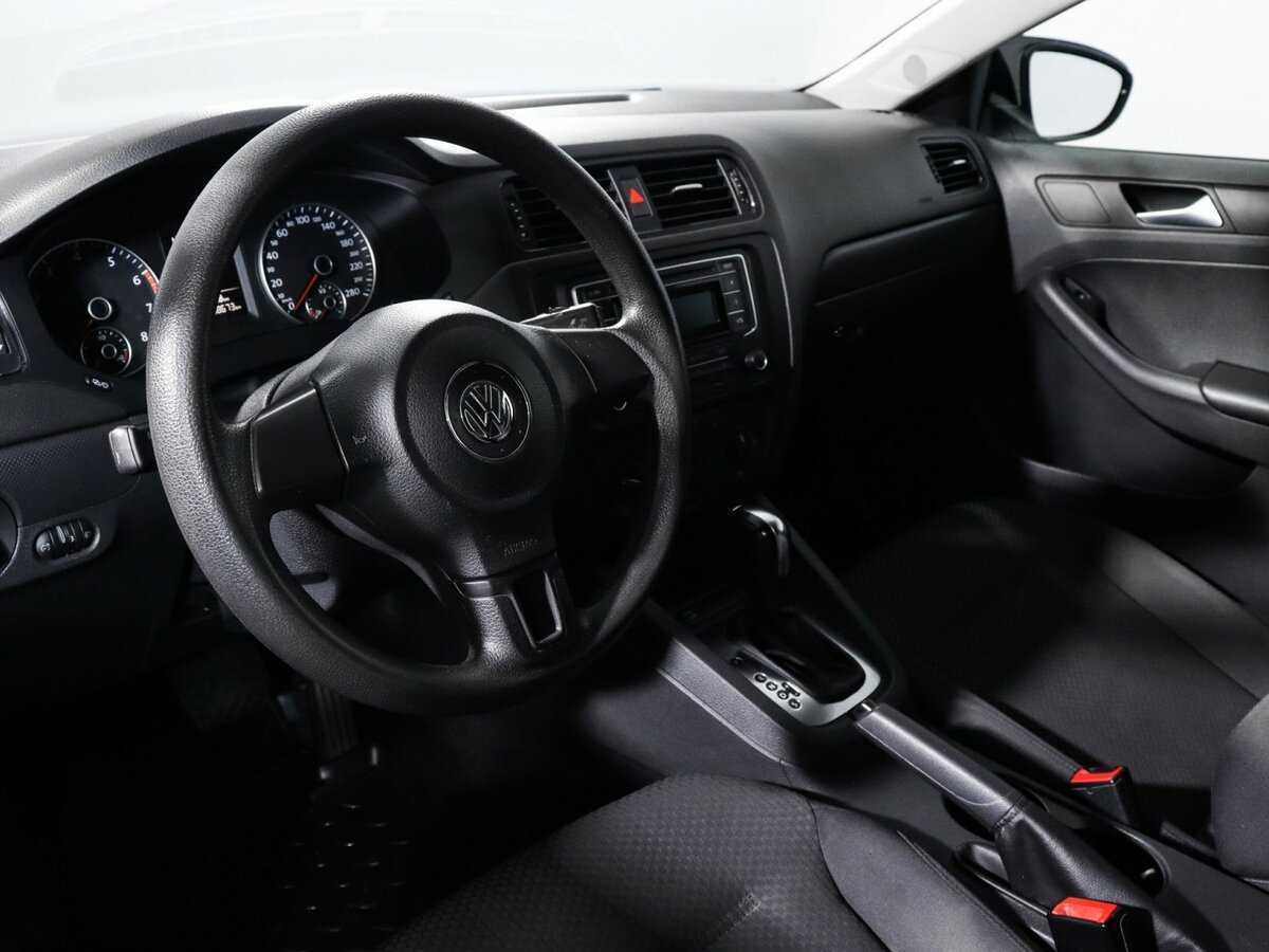 Volkswagen Jetta б/у, 2013, Автоматическая. Фото: #10