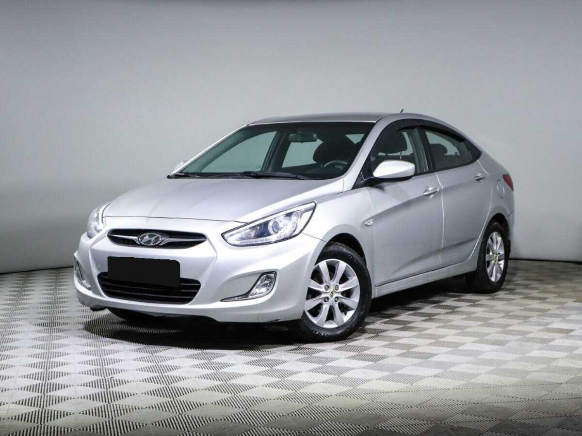 Hyundai Solaris б/у, 2014, Механическая. Посмотреть фото