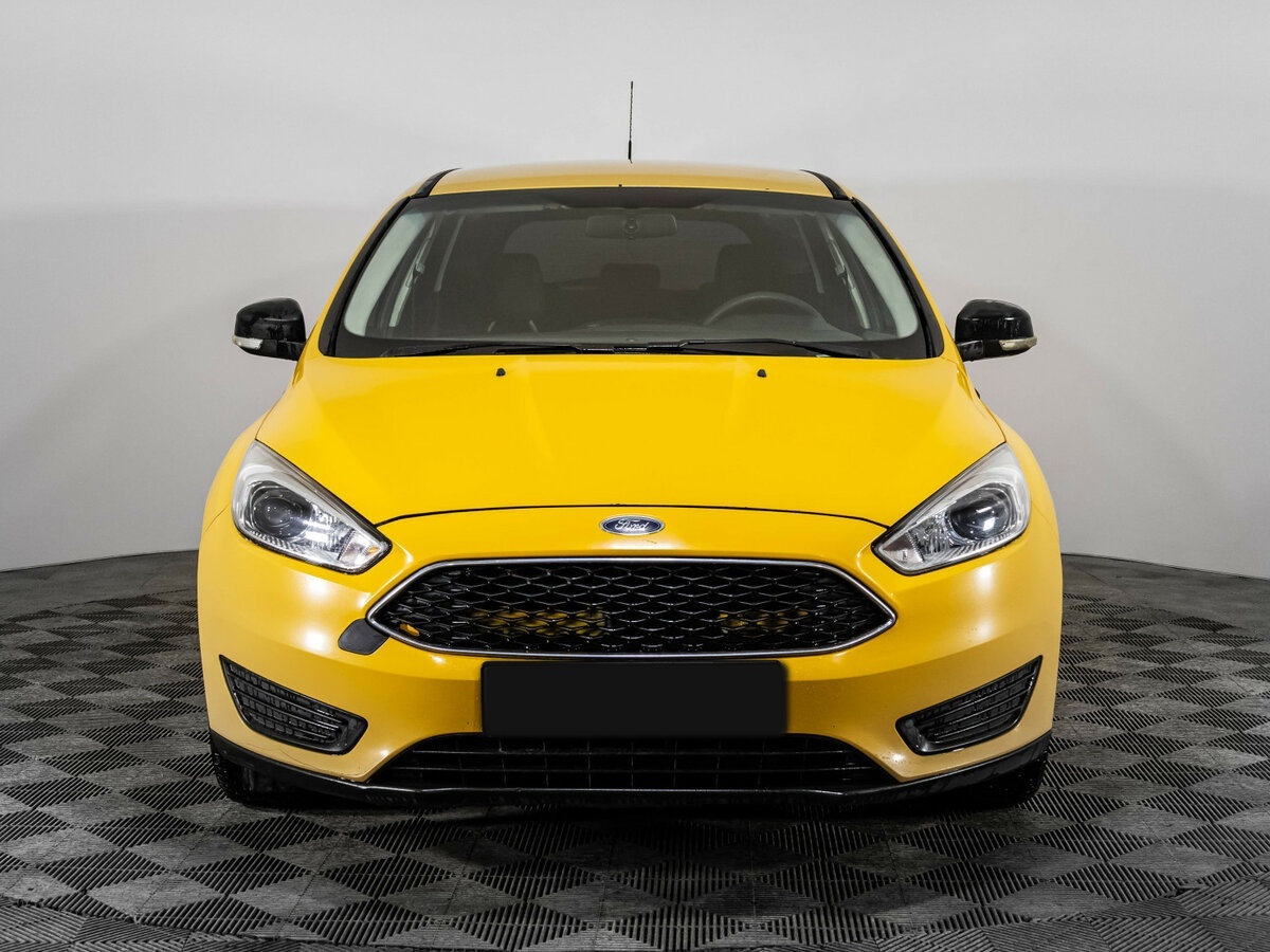 Ford Focus б/у, 2016, Механическая. Фото: #1