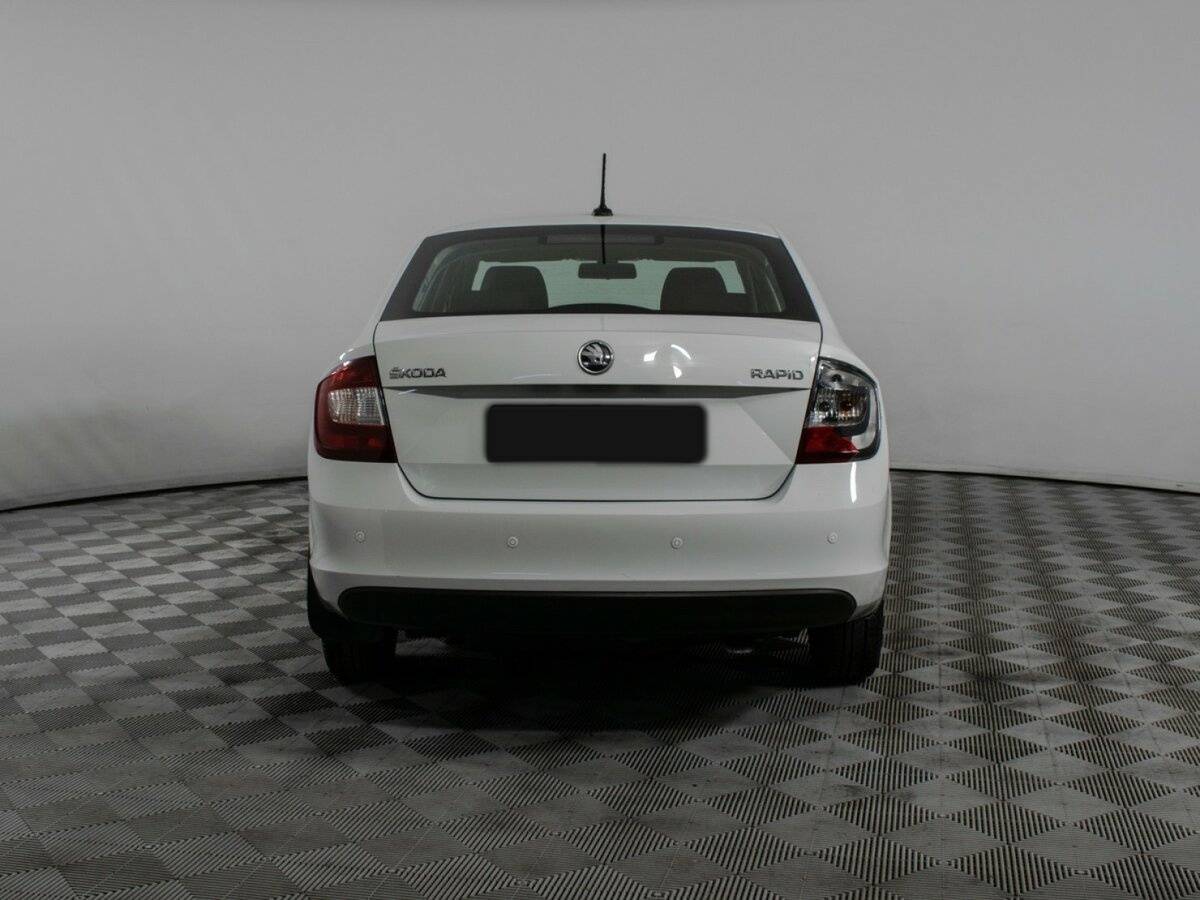 Skoda Rapid б/у, 2017, Механическая. Фото: #5