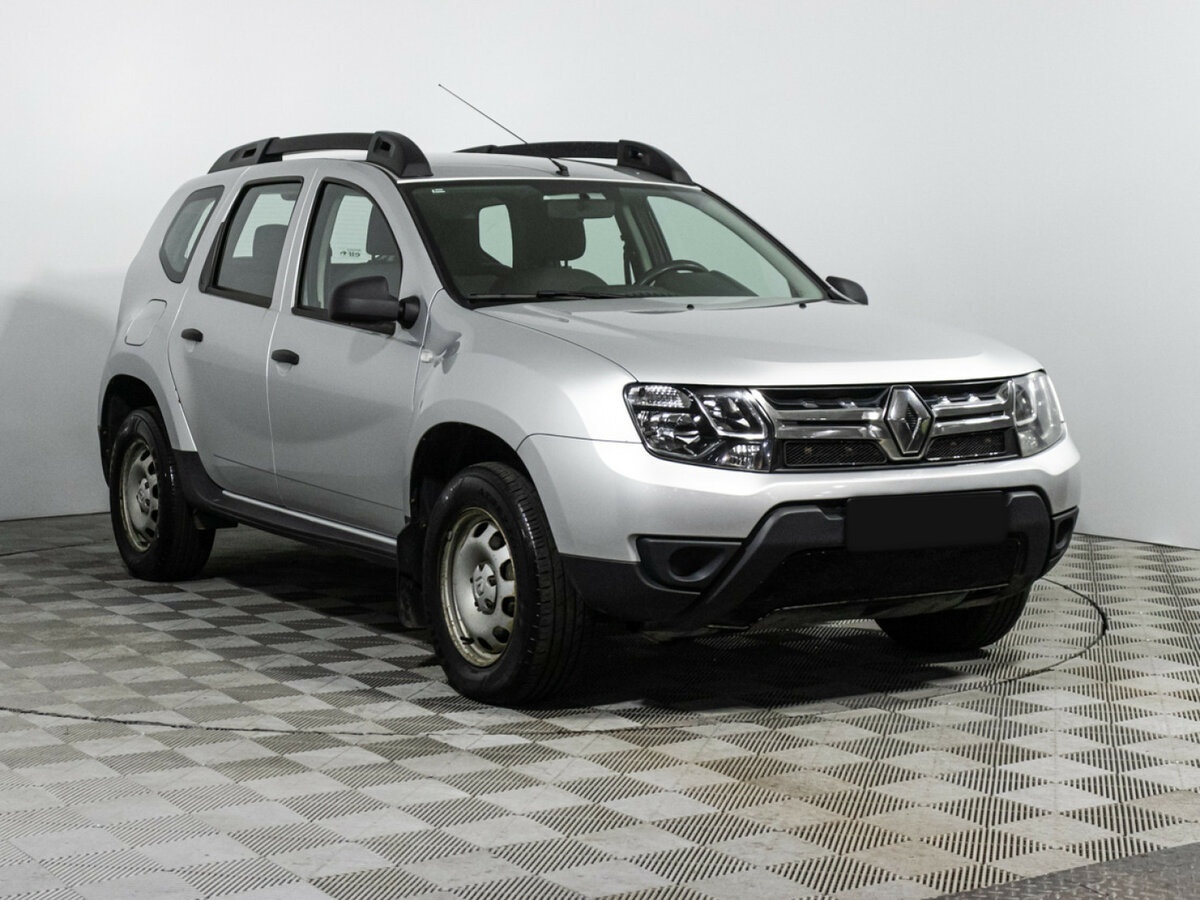 Renault Duster б/у, 2017, Механическая. Фото: #2