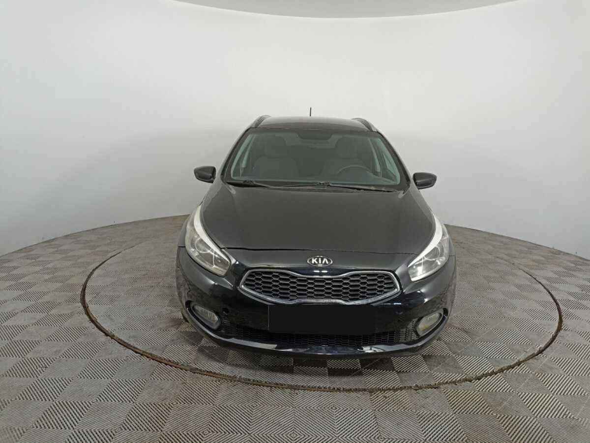 Kia Ceed б/у, 2015, Механическая. Фото: #1