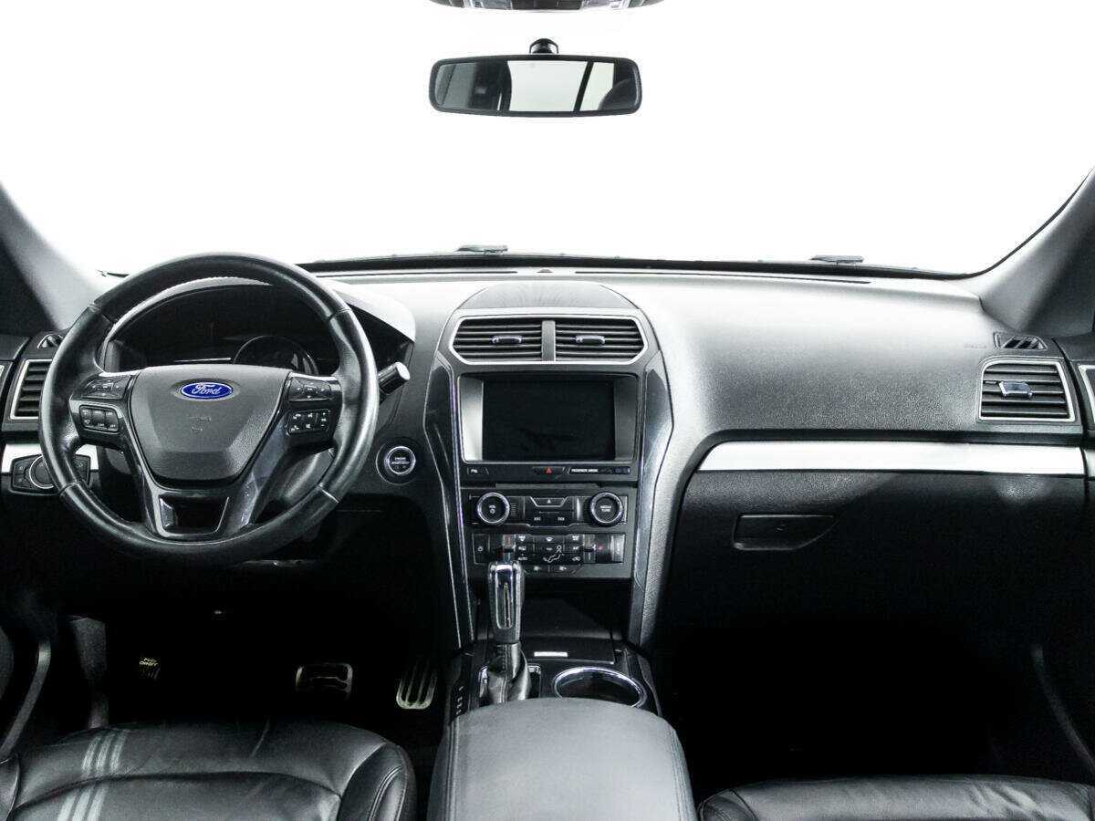 Ford Explorer б/у, 2017, Автоматическая. Фото: #12
