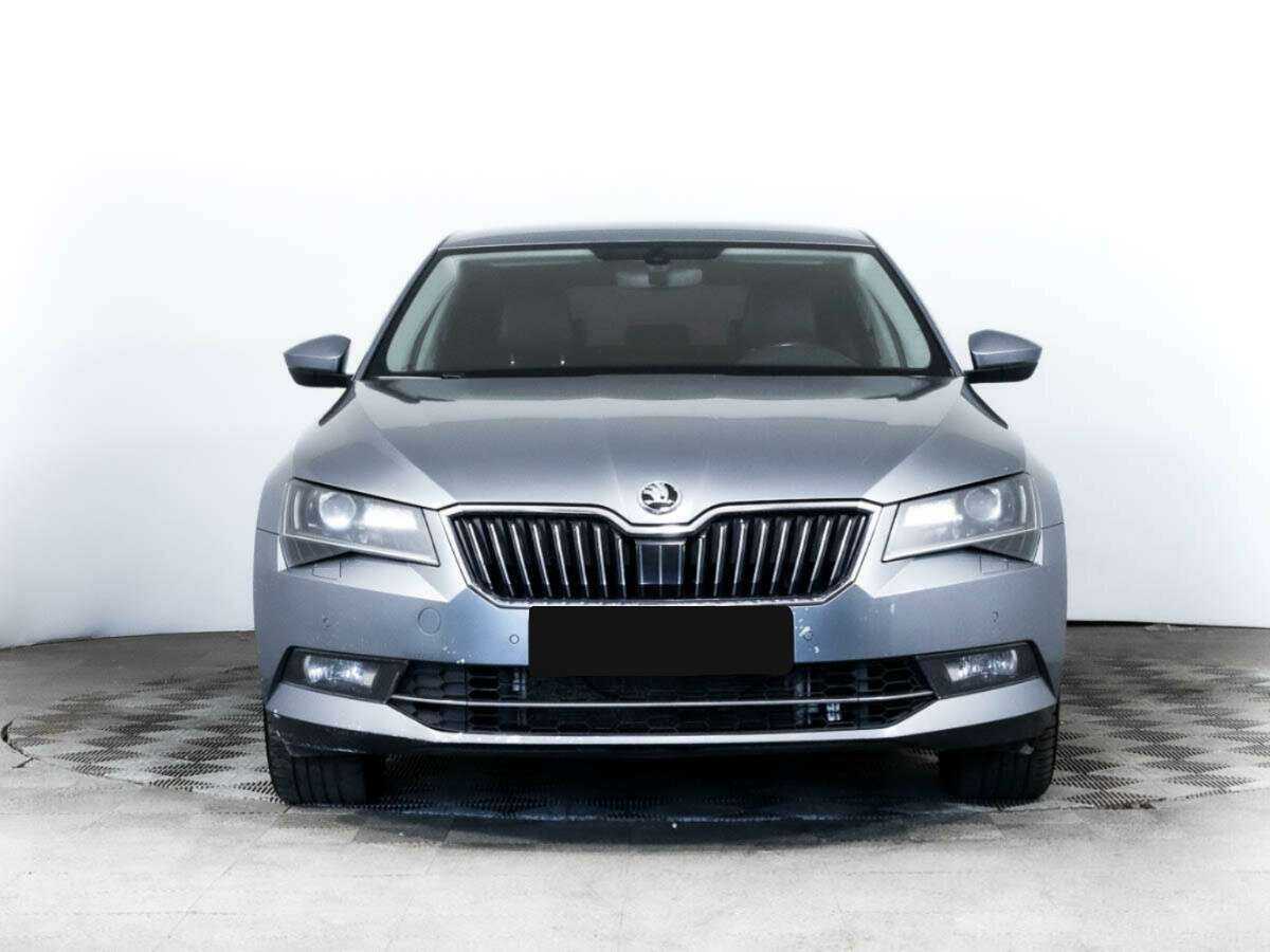 Skoda Superb б/у, 2019, Роботизированная. Фото: #0