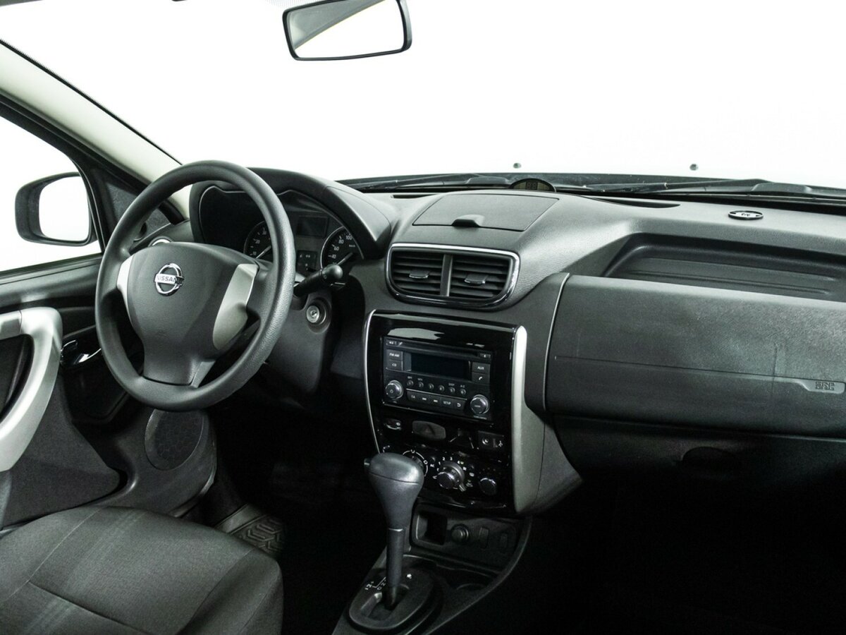 Nissan Terrano б/у, 2014, Автоматическая. Фото: #8
