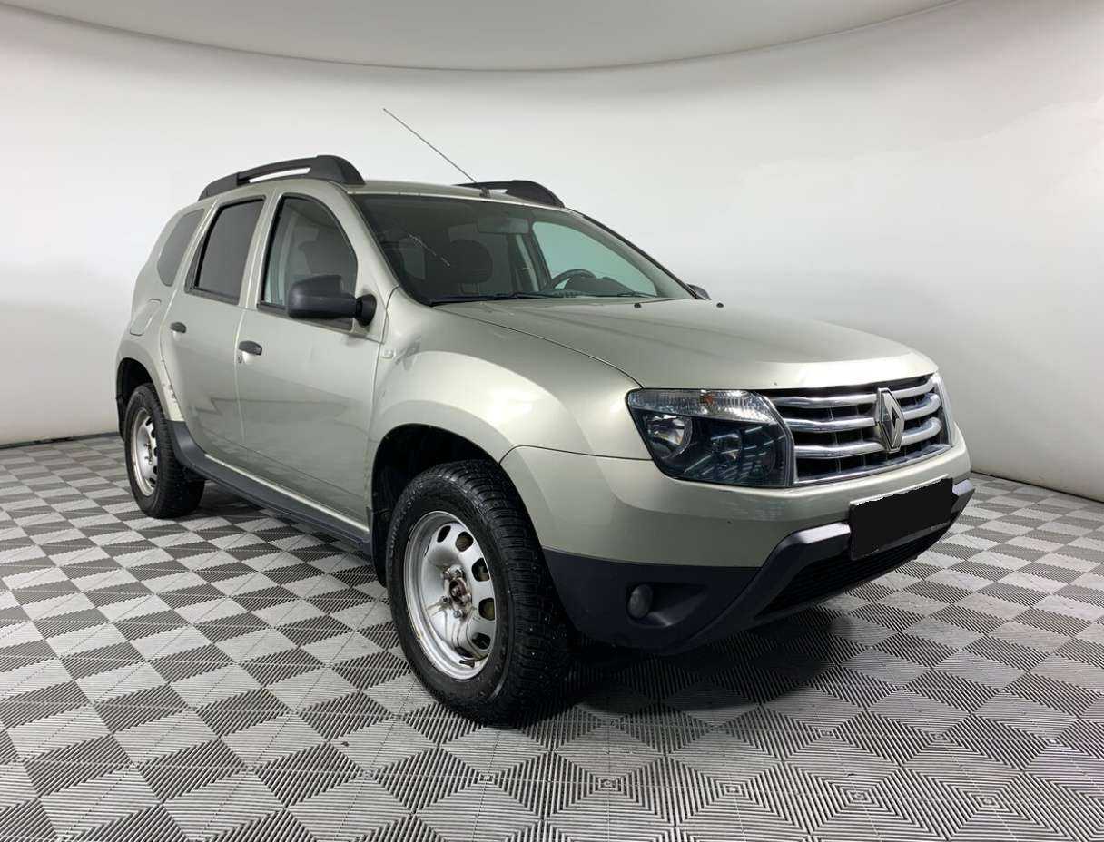 Renault Duster б/у, 2014, Автоматическая. Фото: #2