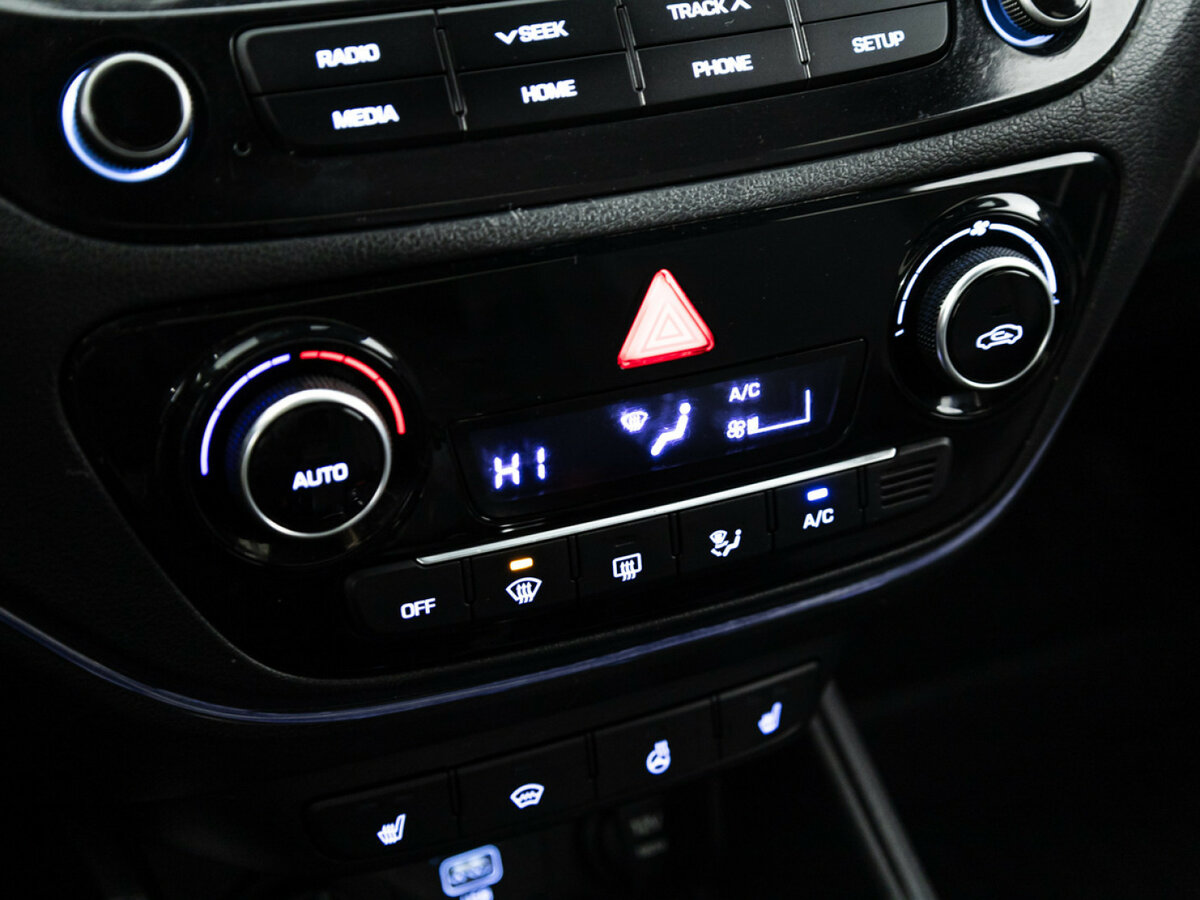 Hyundai Solaris б/у, 2019, Автоматическая. Фото: #13