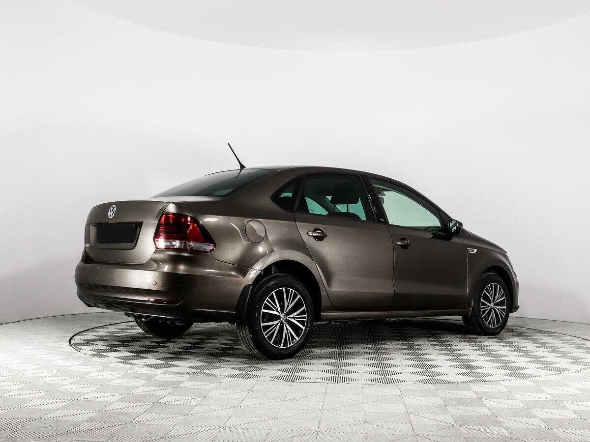 Volkswagen Polo б/у, 2016, Автоматическая. Фото: #4