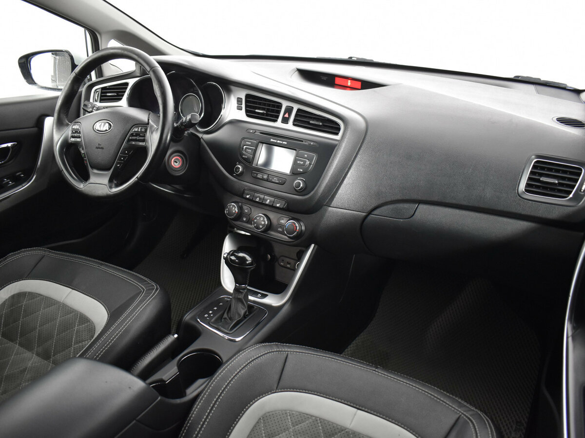 Kia Ceed б/у, 2013, Автоматическая. Фото: #9