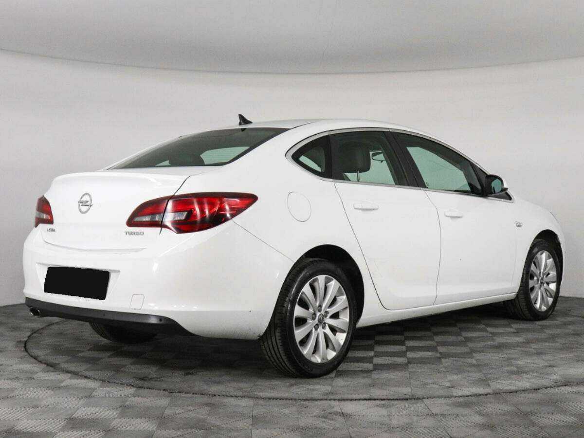 Opel Astra б/у, 2014, Автоматическая. Фото: #4