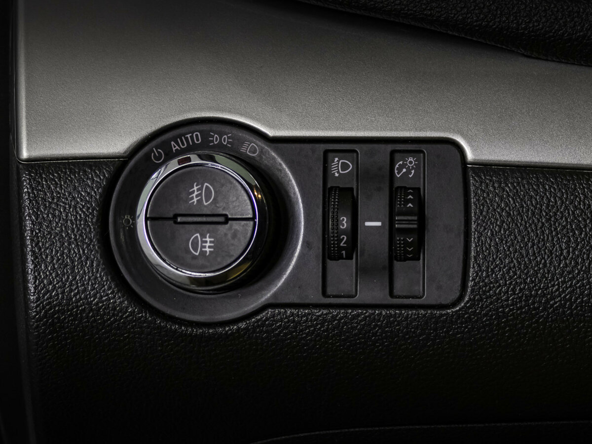 Opel Mokka б/у, 2013, Автоматическая. Фото: #11