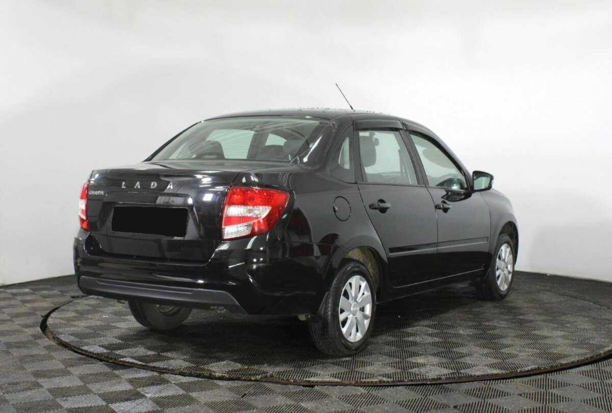 Lada (ВАЗ) Granta б/у, 2022, Механическая. Фото: #1