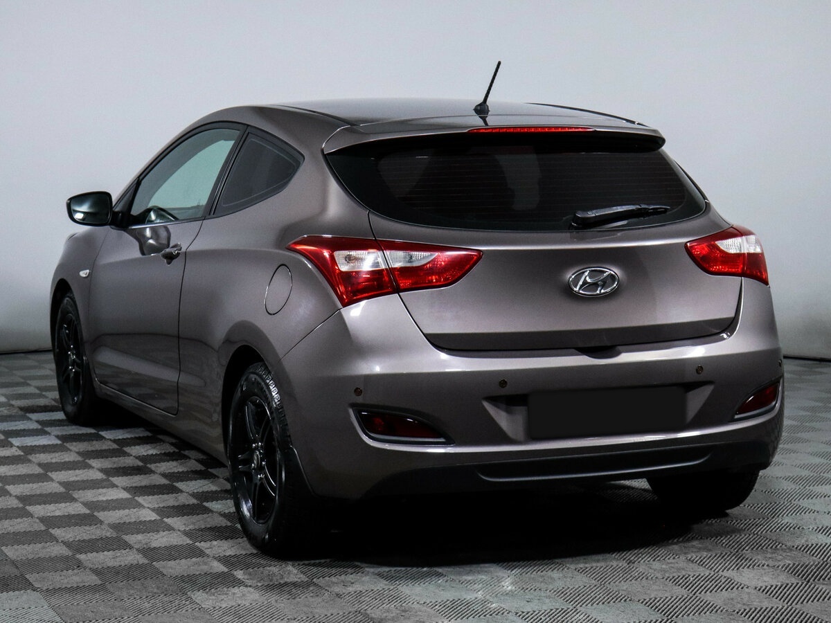 Hyundai i30 б/у, 2014, Автоматическая. Фото: #5