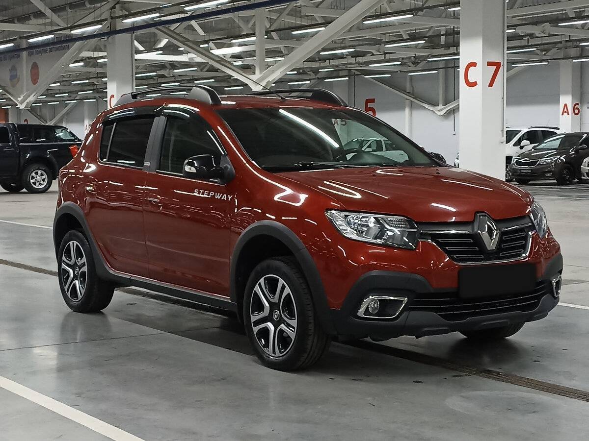 Renault Sandero б/у, 2018, Вариатор. Фото: #2