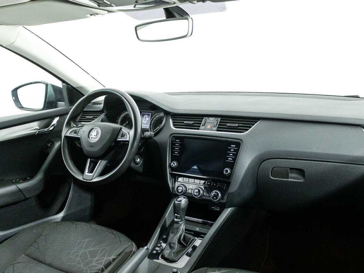 Skoda Octavia б/у, 2019, Роботизированная. Фото: #8