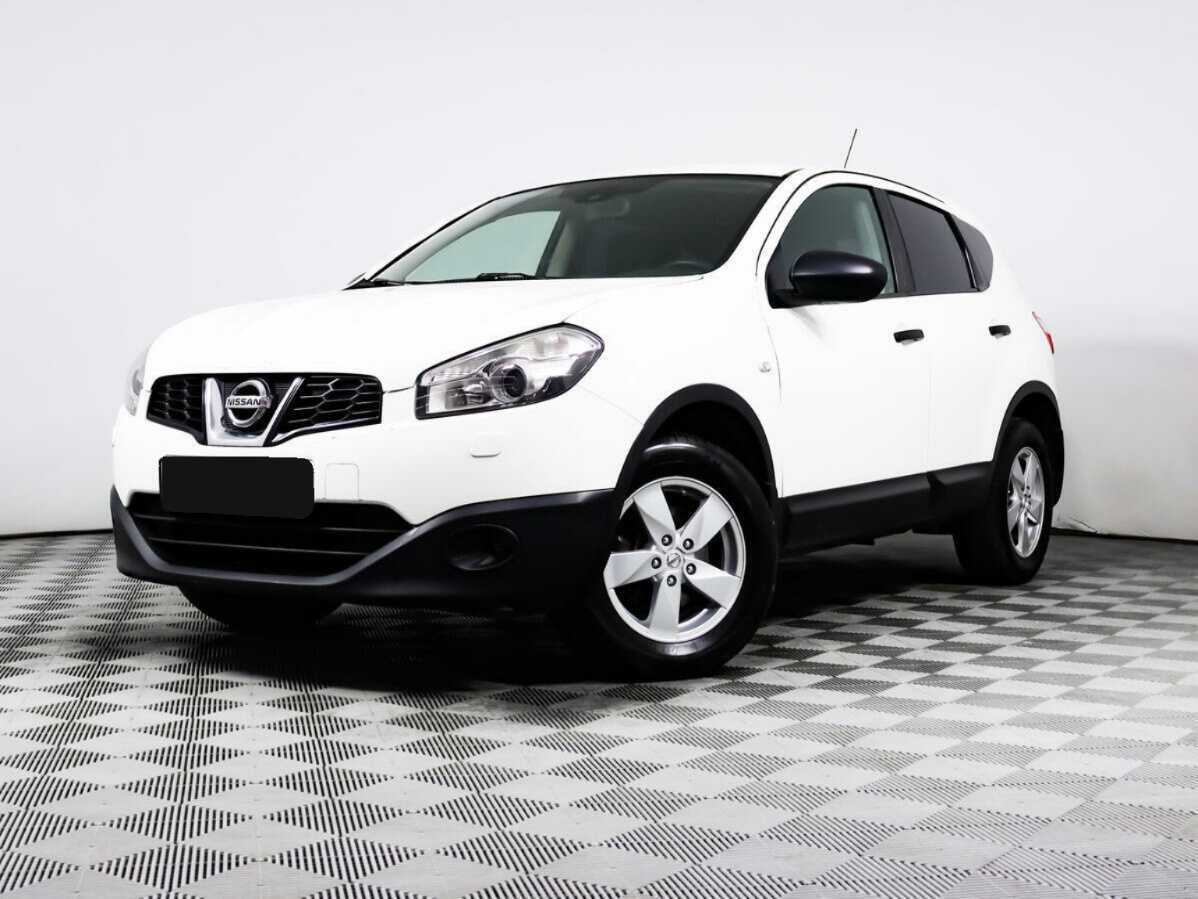 Nissan Qashqai б/у, 2012, Механическая. Фото: #0