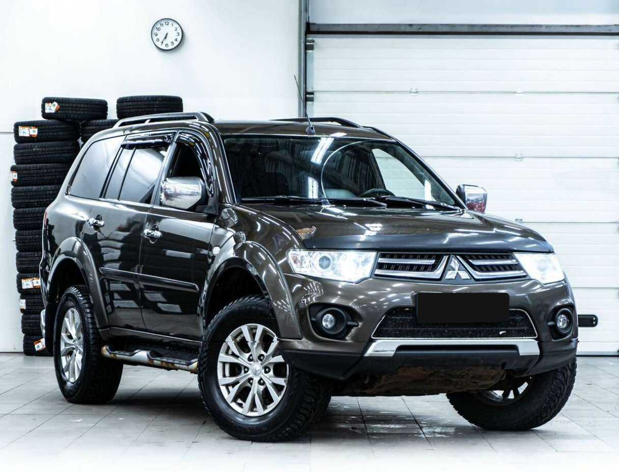 Mitsubishi Pajero Sport б/у, 2014, Автоматическая. Фото: #1
