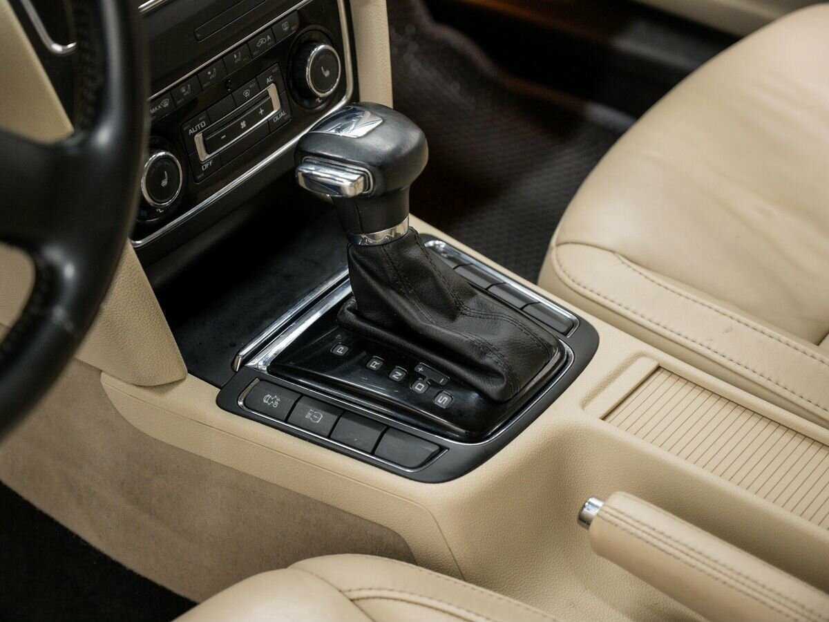 Skoda Superb б/у, 2012, Автоматическая. Фото: #17