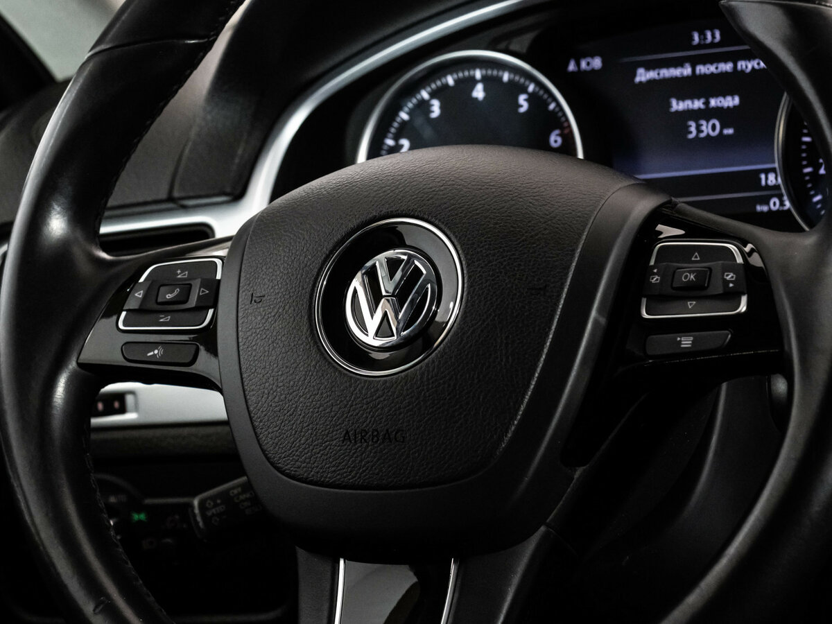 Volkswagen Touareg б/у, 2012, Автоматическая. Фото: #9