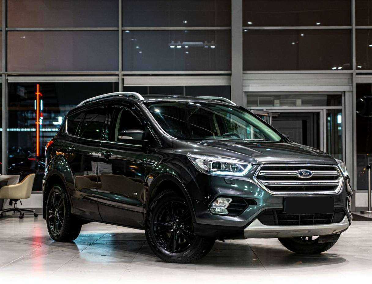 Ford Kuga б/у, 2018, Автоматическая. Фото: #1