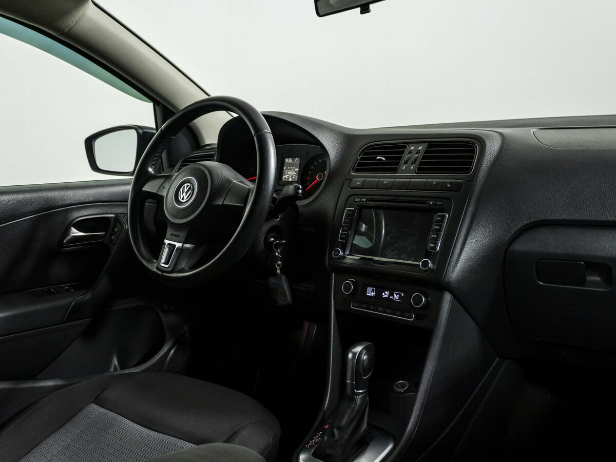 Volkswagen Polo б/у, 2014, Автоматическая. Фото: #6