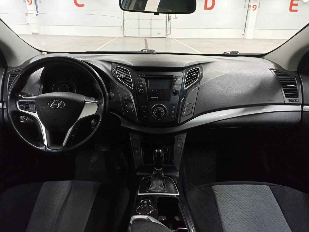 Hyundai i40 б/у, 2013, Автоматическая. Фото: #13