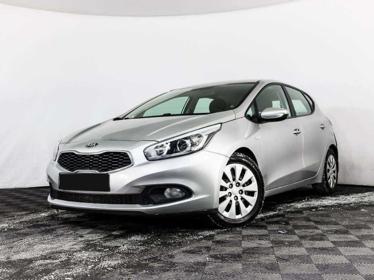 Kia Ceed б/у, 2013, Механическая. Фото: #0