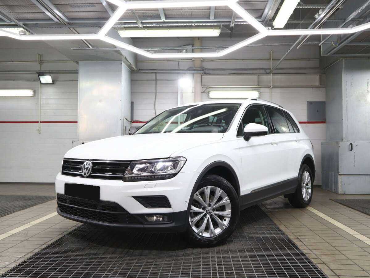 Volkswagen Tiguan б/у, 2018, Роботизированная. Фото: #0