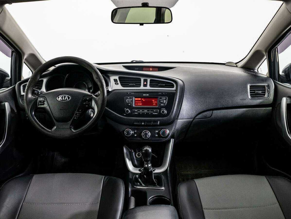 Kia Ceed б/у, 2013, Механическая. Фото: #10