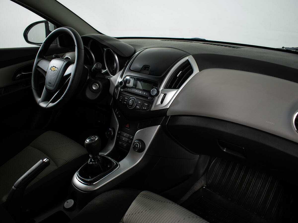 Chevrolet Cruze б/у, 2014, Механическая. Фото: #8