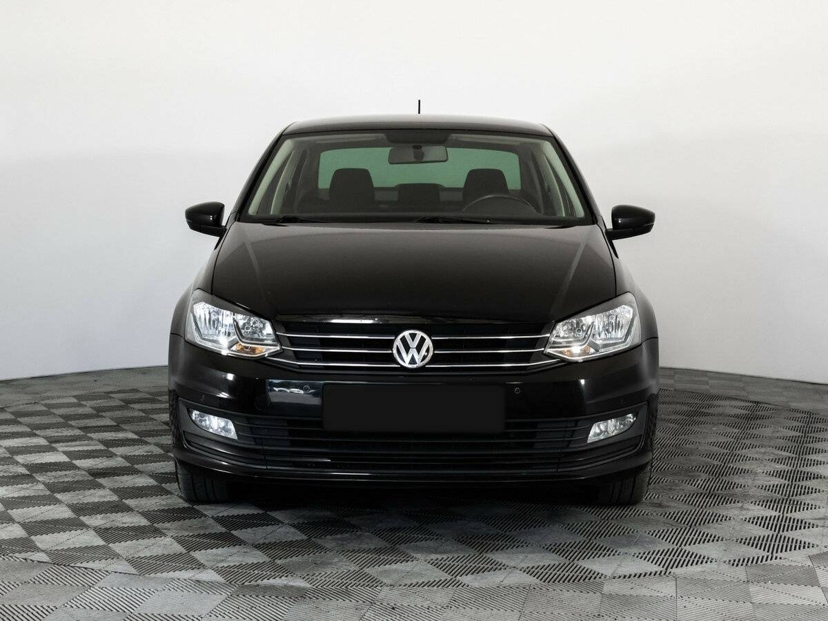 Volkswagen Polo б/у, 2019, Механическая. Фото: #1