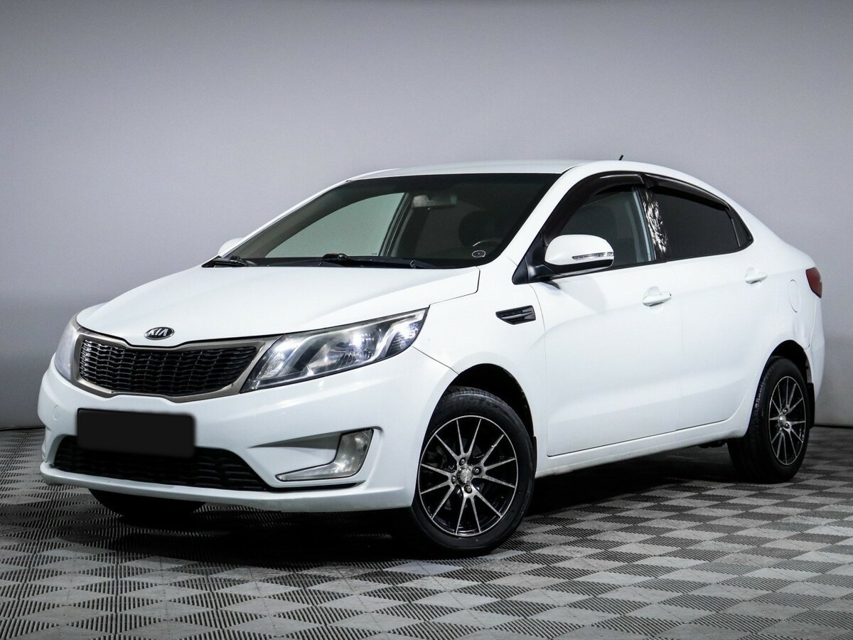 Kia Rio б/у, 2013, Механическая. Фото: #0
