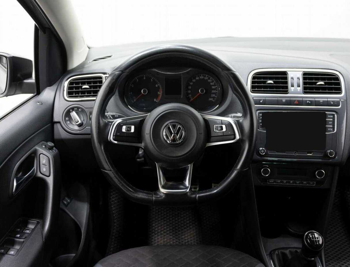 Volkswagen Polo б/у, 2018, Механическая. Фото: #13