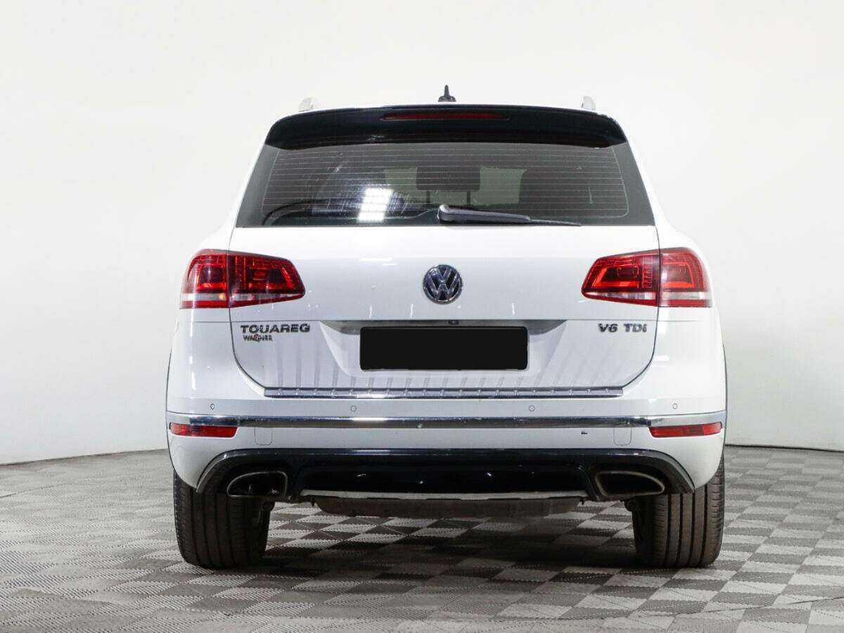 Volkswagen Touareg б/у, 2016, Автоматическая. Фото: #4