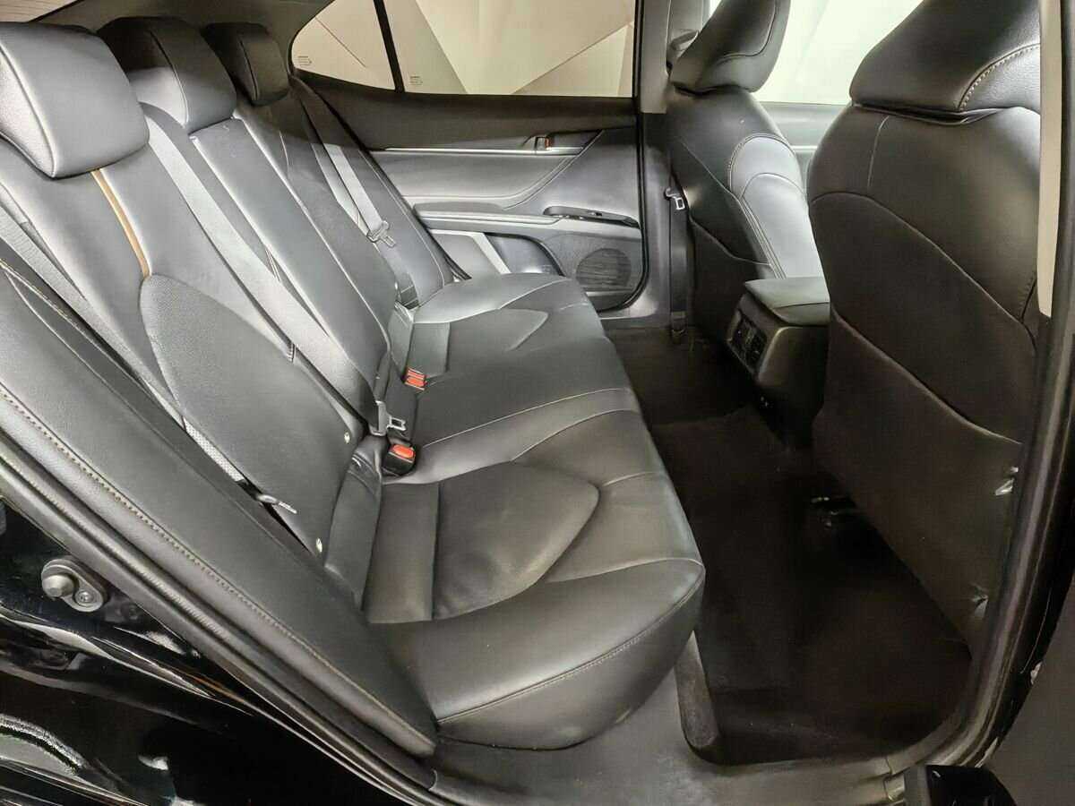 Toyota Camry б/у, 2019, Автоматическая. Фото: #11