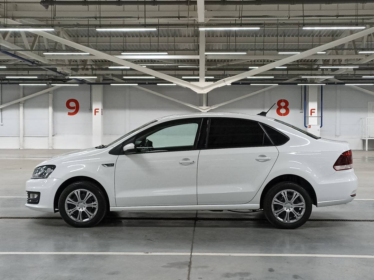 Volkswagen Polo б/у, 2018, Автоматическая. Фото: #7
