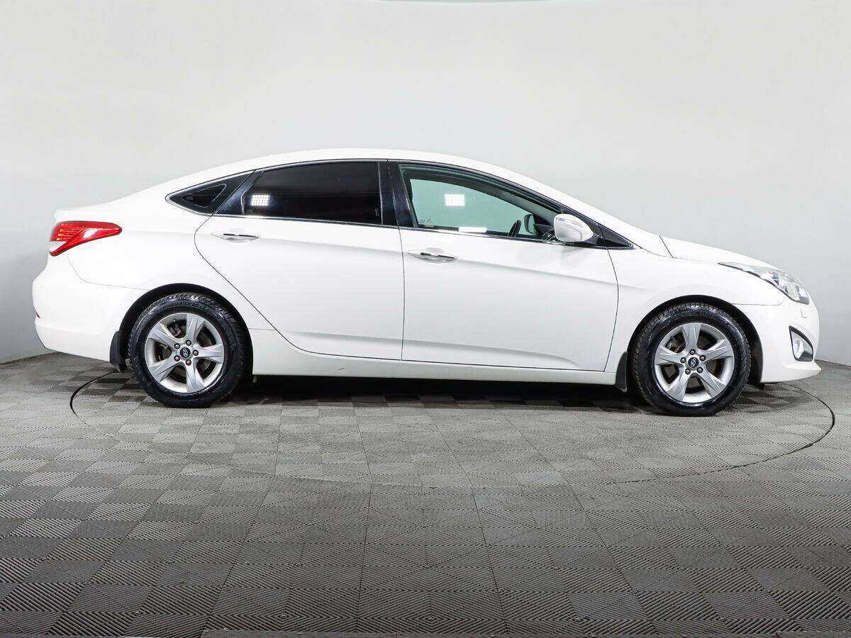 Hyundai i40 б/у, 2013, Автоматическая. Фото: #3
