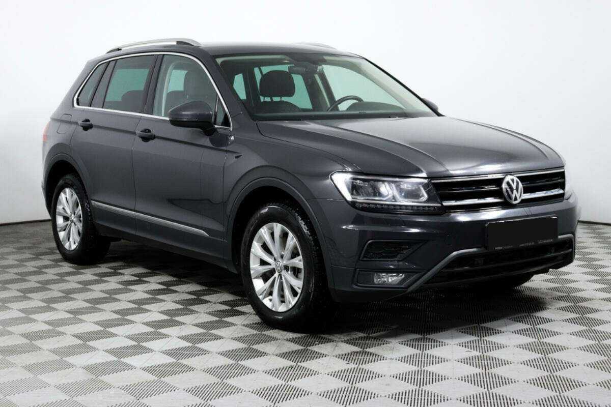 Volkswagen Tiguan б/у, 2017, Роботизированная. Фото: #2