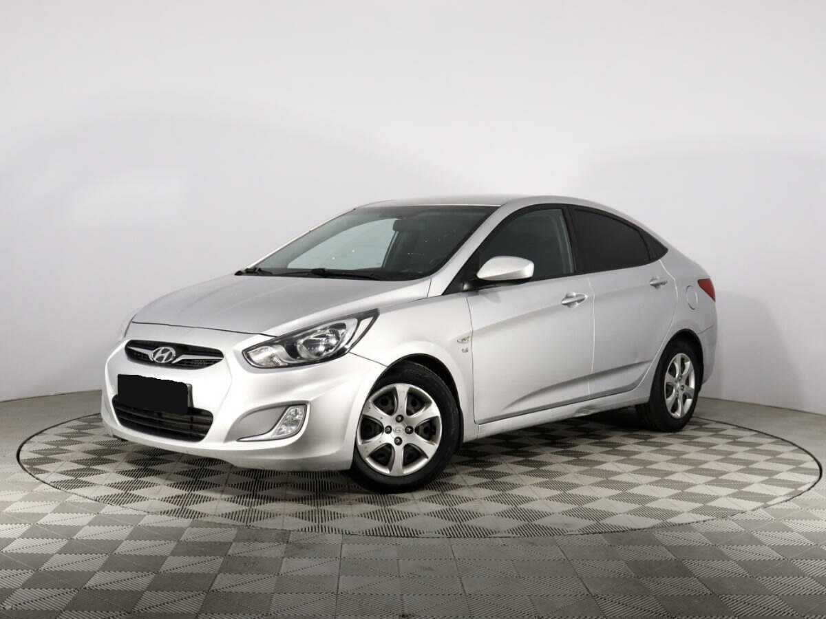 Hyundai Solaris б/у, 2012, Автоматическая. Посмотреть фото