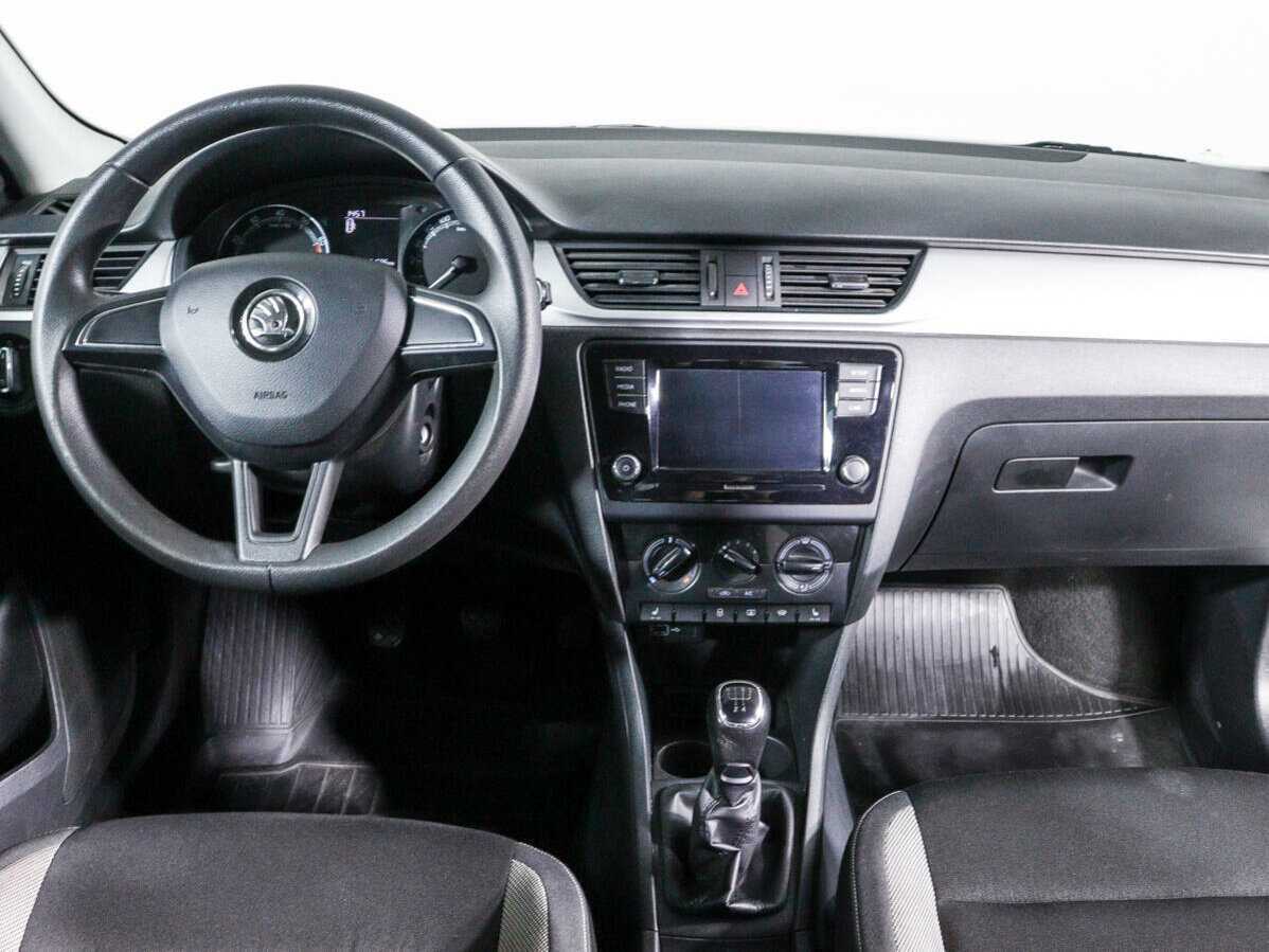 Skoda Rapid б/у, 2019, Механическая. Фото: #9