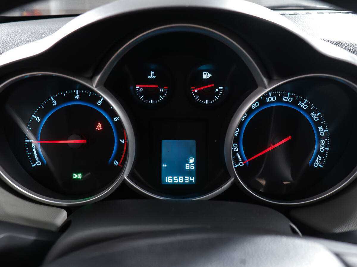 Chevrolet Cruze б/у, 2014, Механическая. Фото: #13