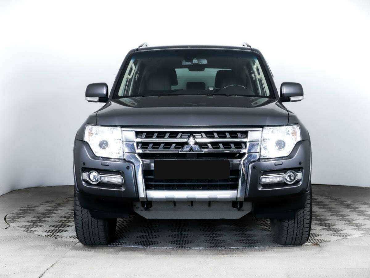 Mitsubishi Pajero б/у, 2018, Автоматическая. Фото: #1
