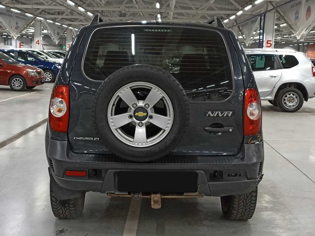 Chevrolet Niva б/у, 2015, Механическая. Фото: #5